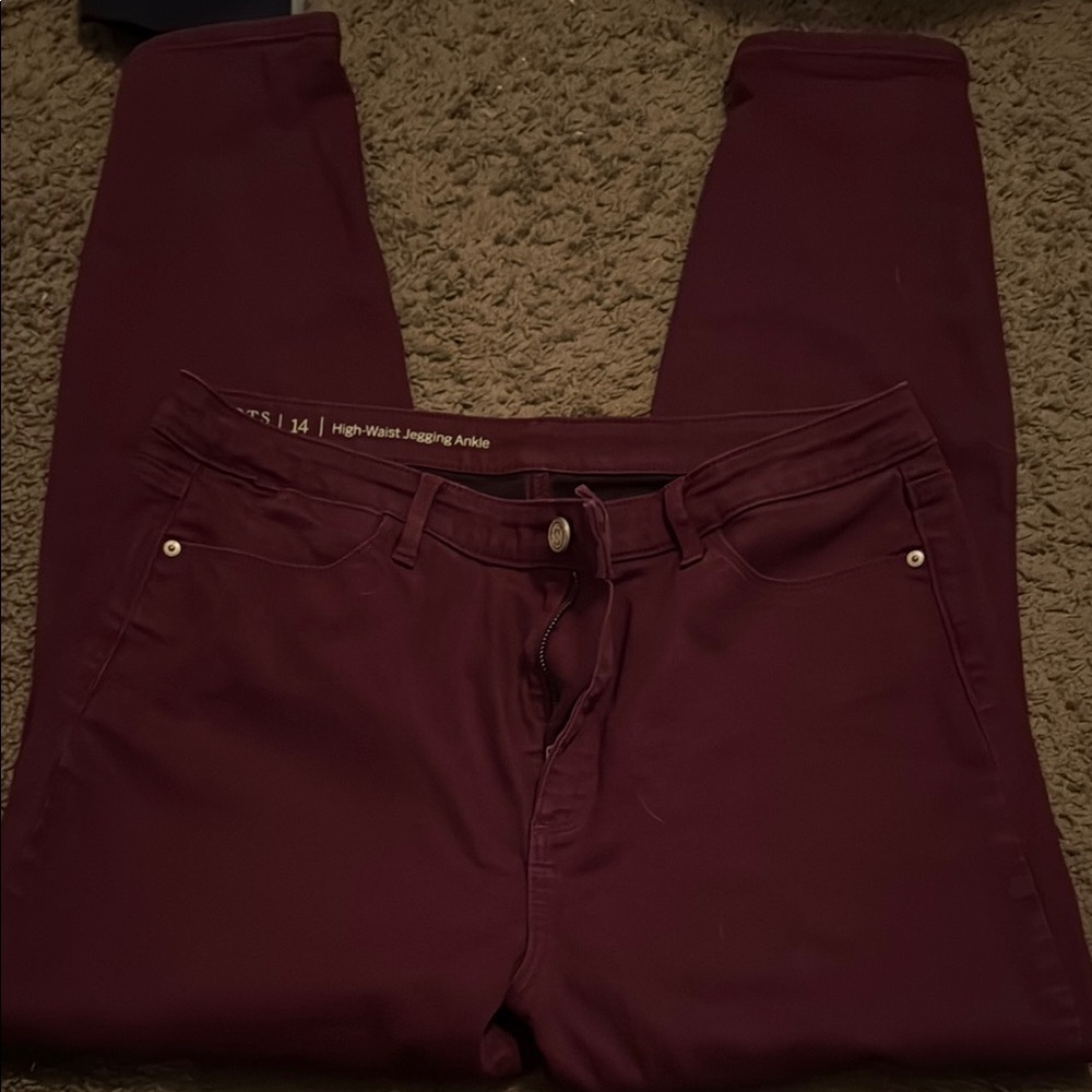 Women's High-Waist Jegging Ankle Jeans - Burgundy